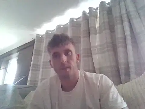 freddie90908 online show from 12.03.24
