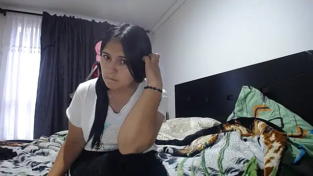 princehermosa44 online show from 10.24.25