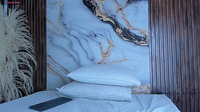 king lovely hornyy online show from 05.27.26