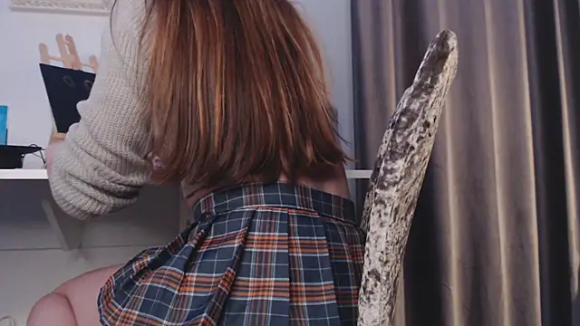 Snapshot of juicy_mystery chatting on 12.30.24 juicy mystery online show from 12.30.24