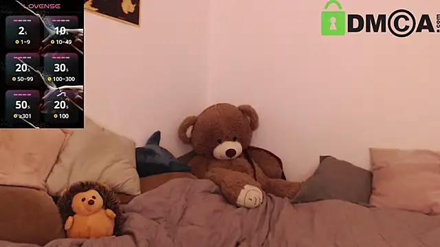 Snapshot of juicy_mystery chatting on 02.25.25 juicy mystery online show from 02.25.25