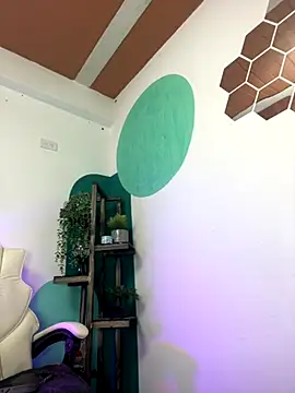 LollaByer online show from 11.20.25