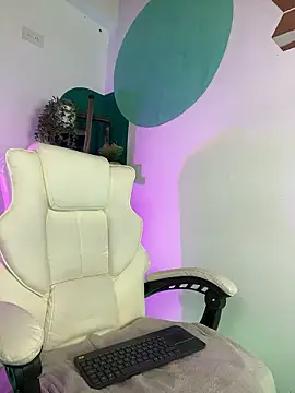 LollaByer online show from 01.13.26