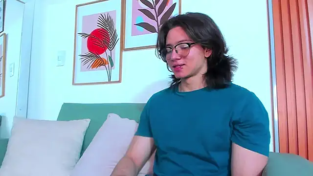 Snapshot of AngelBennet_ chatting on 01.31.25 AngelBennet online show from 01.31.25