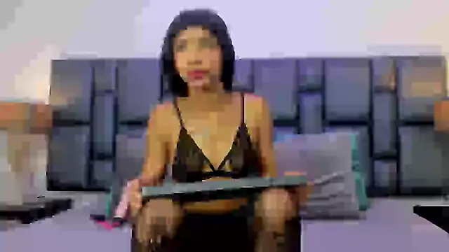 AshleyHill2 online show from 02.28.25