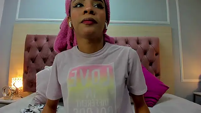 AshleyHill2 online show from 09.16.25