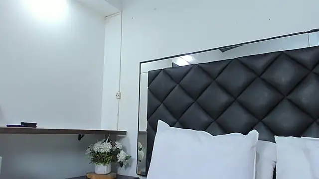 AshleyHill2 online show from 10.06.25