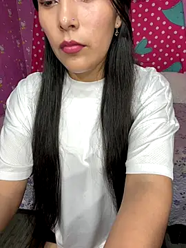 Velyn 18 online show from 11.25.25