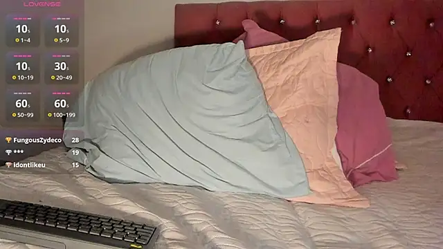 Lady Rey online show from 02.13.25