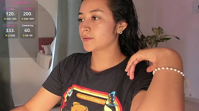 Lady Rey online show from 03.18.25