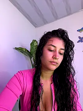 Lady Rey online show from 10.19.25