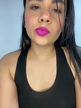 Leyna Kenet online show from 01.29.25