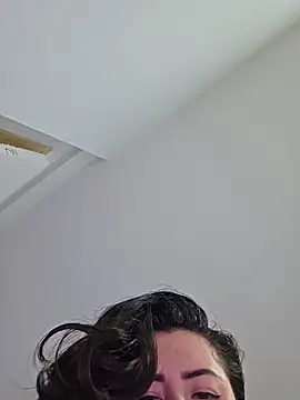 Snapshot of NeredaXxx chatting on 05.18.26 NeredaXxx online show from 05.18.26