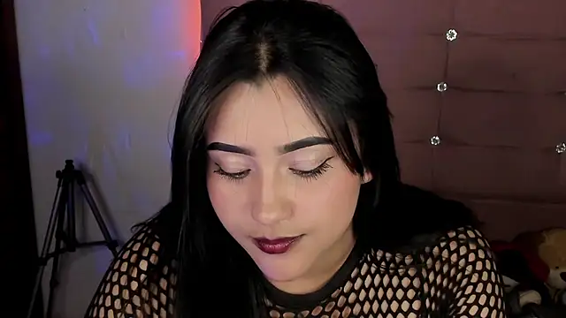 male couper online show from 02.20.25