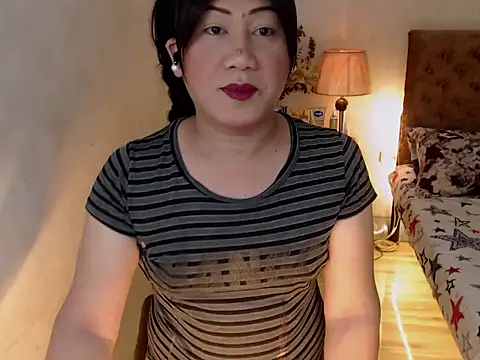 Snapshot of playtimesussy69 chatting on 03.13.25 playtimesussy69 online show from 03.13.25