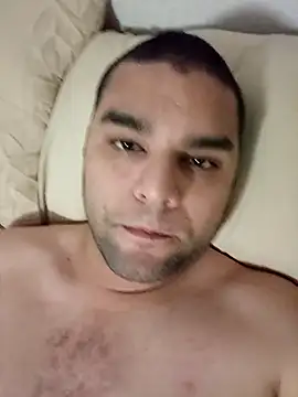 Snapshot of Lalokhalifo chatting on 12.17.24 Lalokhalifo online show from 12.17.24