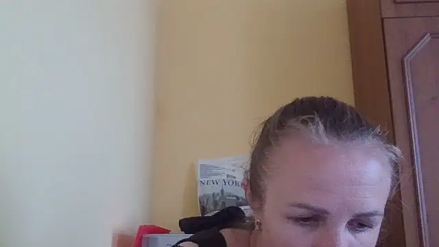 Snapshot of Milaniya261 chatting on 06.23.26 Milaniya261 online show from 06.23.26