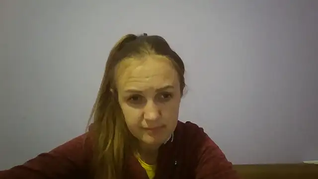Snapshot of Milaniya261 chatting on 07.17.26 Milaniya261 online show from 07.17.26
