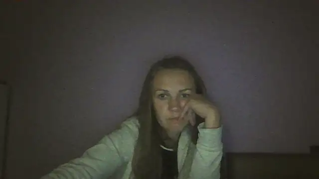 Snapshot of Milaniya261 chatting on 07.26.26 Milaniya261 online show from 07.26.26