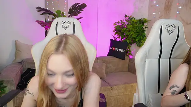 Snapshot of Maggie_tenderness chatting on 12.24.24 Maggie tenderness online show from 12.24.24