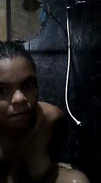 menina veneno21 online show from 12.13.24