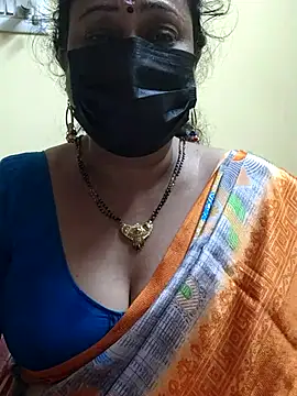 Snapshot of rekha_naier chatting on 02.24.25 rekha naier online show from 02.24.25