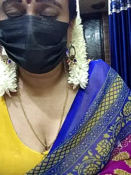 Snapshot of rekha_naier chatting on 03.02.25 rekha naier online show from 03.02.25