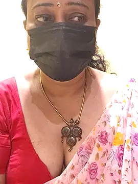 Snapshot of rekha_naier chatting on 03.19.25 rekha naier online show from 03.19.25