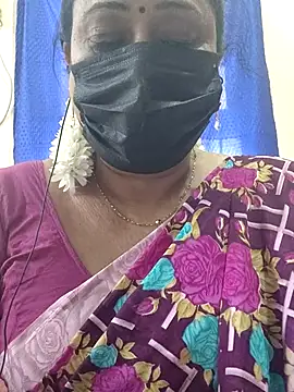 Snapshot of rekha_naier chatting on 07.05.26 rekha naier online show from 07.05.26