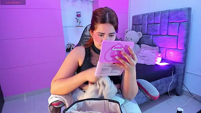 Snapshot of jisoo__ chatting on 10.02.25 jisoo online show from 10.02.25