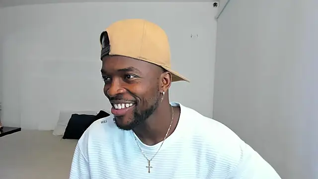 Snapshot of Dylan_Taylor chatting on 03.12.25 Dylan Taylor online show from 03.12.25