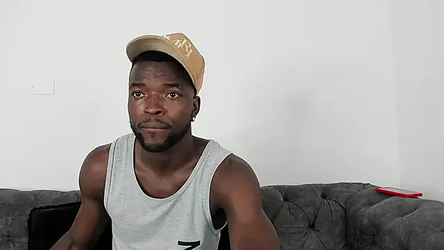 Snapshot of Dylan_Taylor chatting on 10.28.25 Dylan Taylor online show from 10.28.25