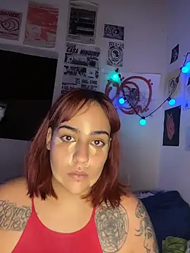 Snapshot of name_less_lulu chatting on 04.14.26 name less lulu online show from 04.14.26