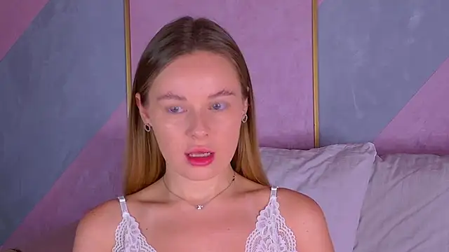 BeatriceEsmont online show from 10.23.25