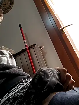 Snapshot of dariodario chatting on 02.15.25 dariodario online show from 02.15.25