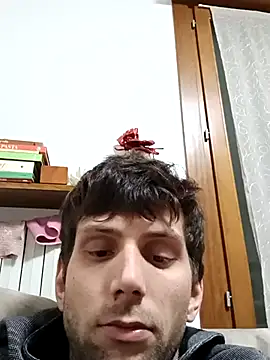 Snapshot of dariodario chatting on 02.15.25 dariodario online show from 02.15.25