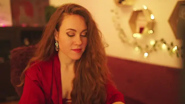 Snapshot of Berberis__Silene chatting on 12.25.24 Berberis Silene online show from 12.25.24