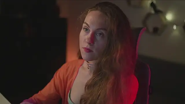 Snapshot of Berberis__Silene chatting on 09.14.25 Berberis Silene online show from 09.14.25