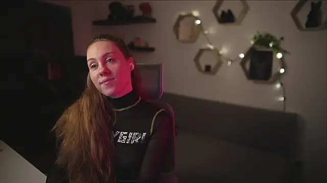 Snapshot of Berberis__Silene chatting on 10.03.25 Berberis Silene online show from 10.03.25