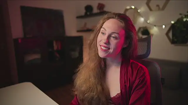 Snapshot of Berberis__Silene chatting on 10.19.25 Berberis Silene online show from 10.19.25