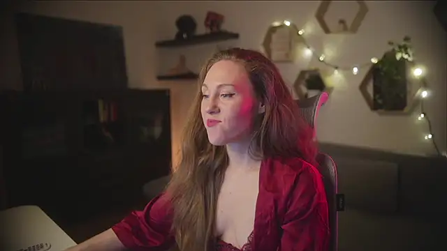 Snapshot of Berberis__Silene chatting on 10.24.25 Berberis Silene online show from 10.24.25