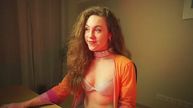 Snapshot of Berberis__Silene chatting on 11.05.25 Berberis Silene online show from 11.05.25