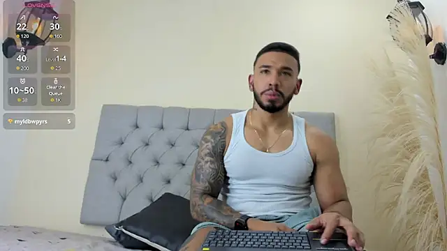Snapshot of bruno_miller_ chatting on 05.15.26 bruno miller online show from 05.15.26