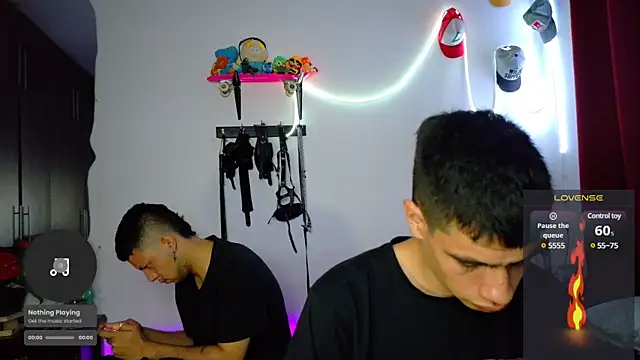 Snapshot of Nymphobuddies chatting on 03.10.25 Nymphobuddies online show from 03.10.25