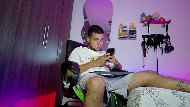 Nymphobuddies online show from 02.24.26