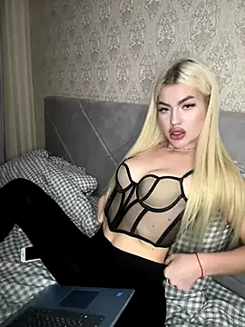 Cute Barbieee  online show from 12.08.24