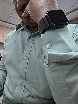 samee00721 online show from 04.15.26