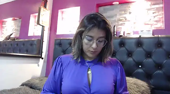 Pandoracherry online show from 12.21.24