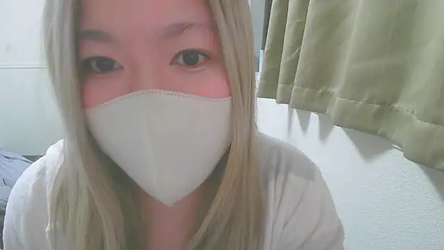 Snapshot of Remi_official chatting on 02.21.26 Remi official online show from 02.21.26