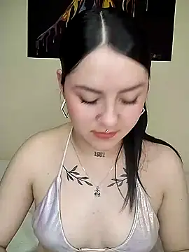 Snapshot of Emily-Hott- chatting on 12.26.24 Emily-Hott- online show from 12.26.24